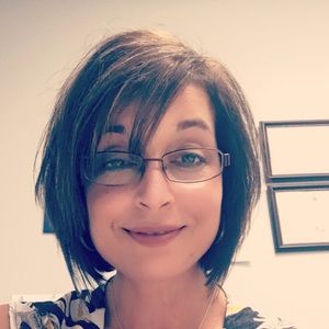 Meet your Posher, Leah